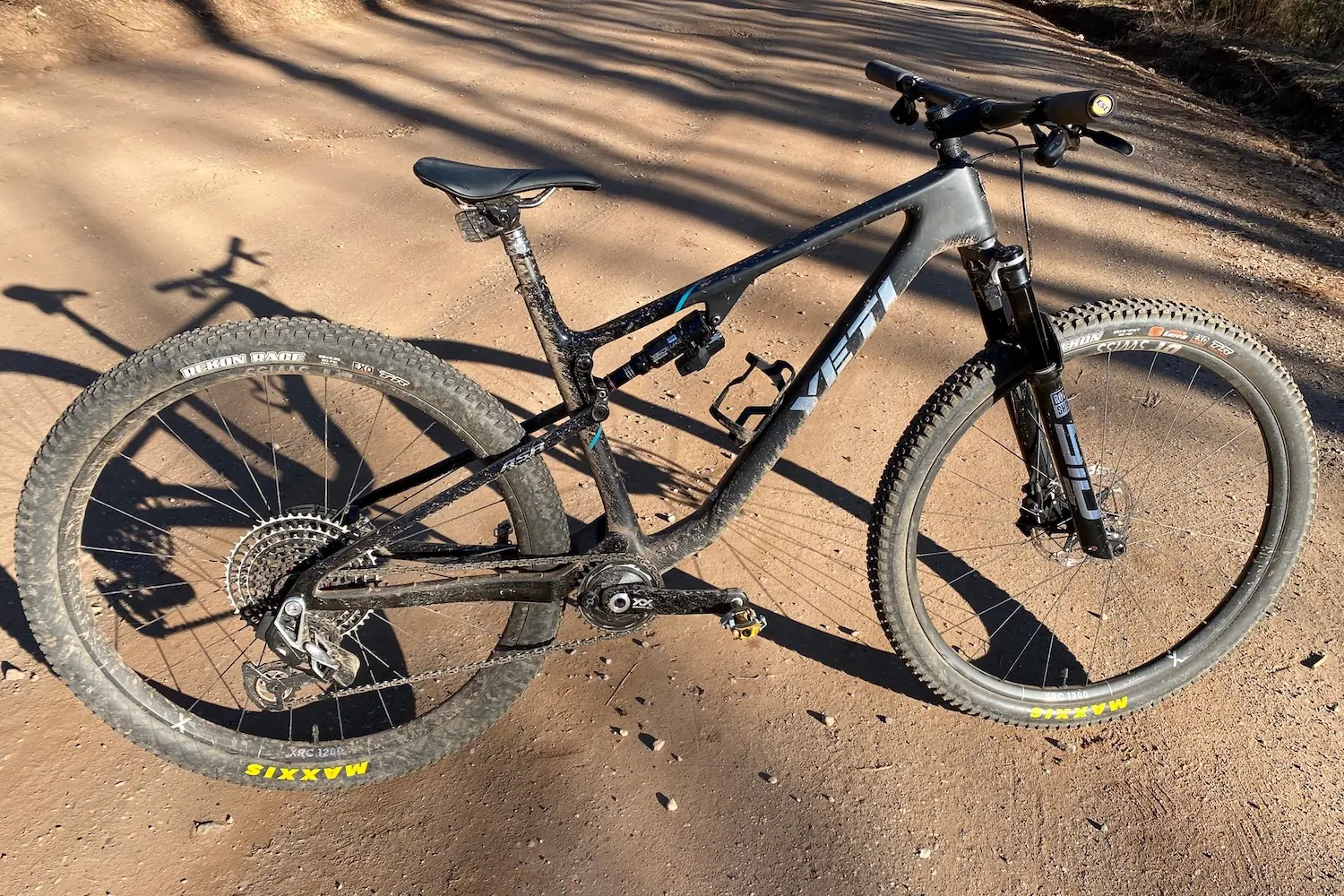 The Yeti ASR with ESI Chunky mountain bike grips