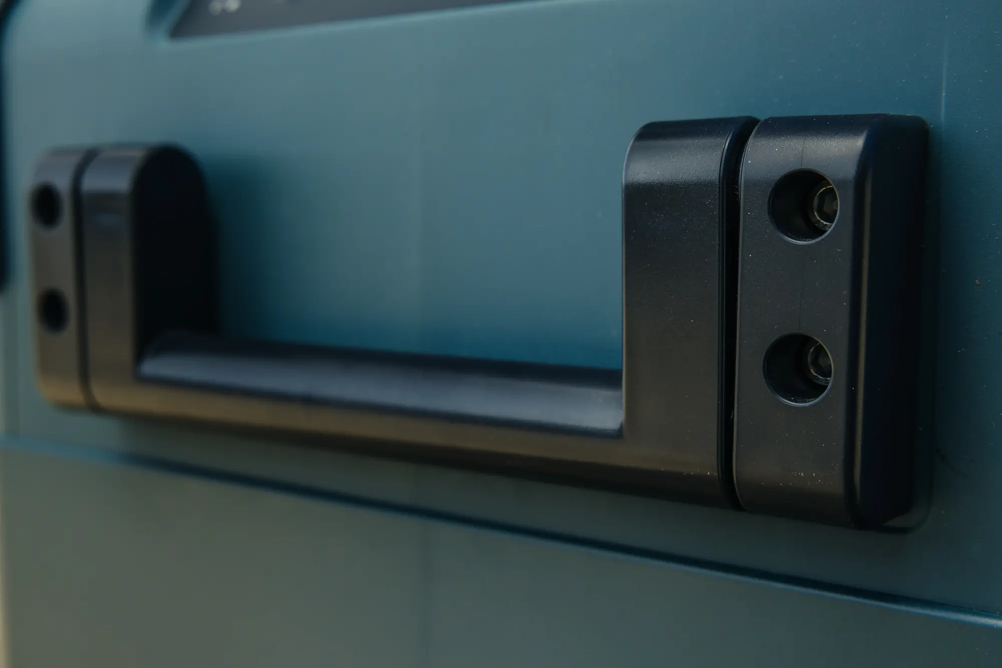 ABS handles on a Dometic CFX2 electric cooler
