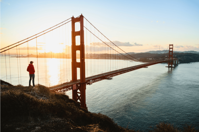 Man overlooking the Golden Gate Bridge