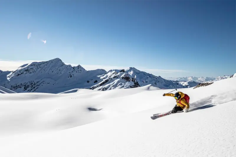 Helly Hansen: 50% off past-season favorites