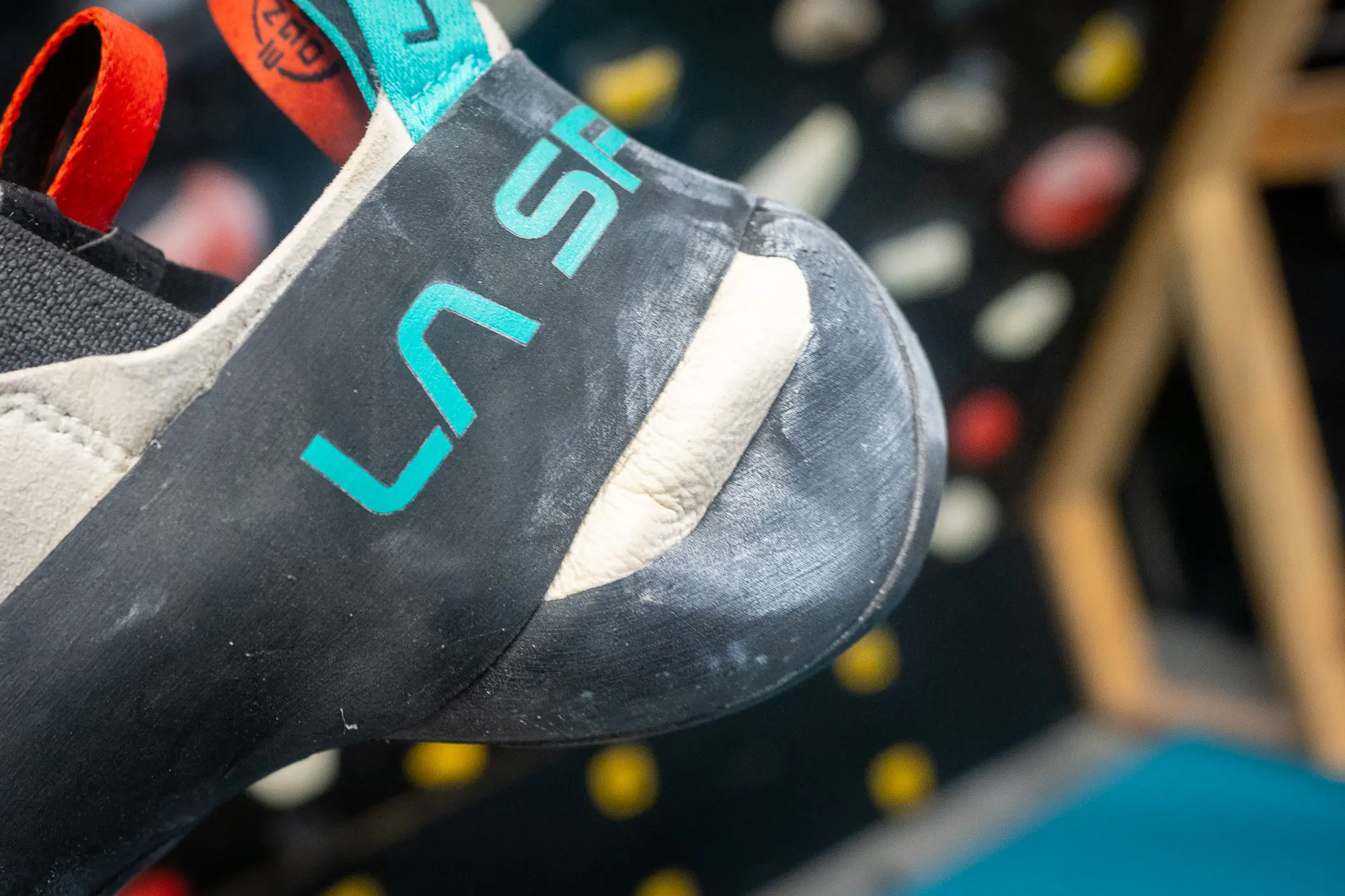 Detail image of the La Sportiva Mantra heel
