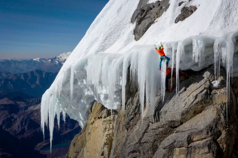 Watch Climbers Push the Limits in ‘Jirishanca’ Trailer