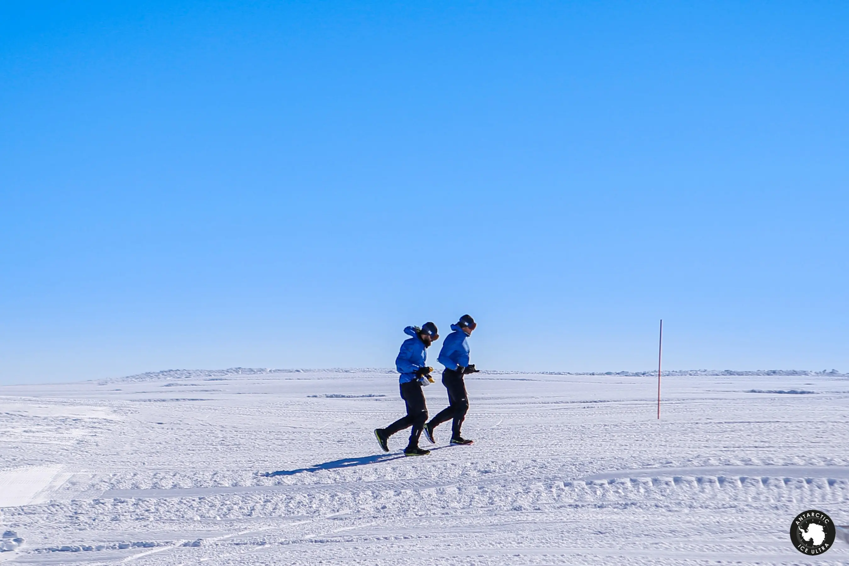 Paul Johnson and Rob Semniante 100 mile antarctica fkt