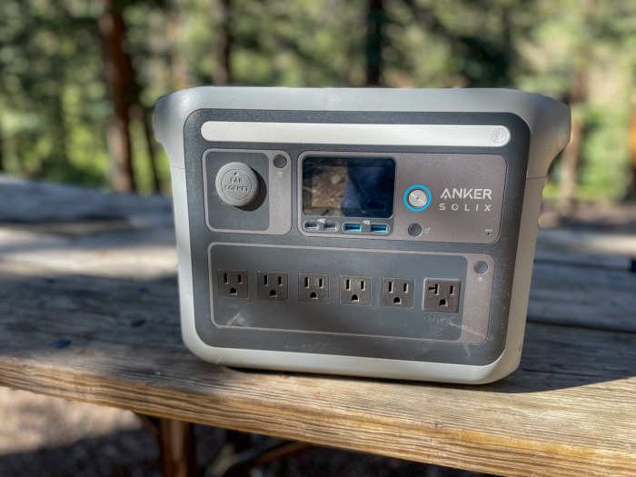 Anker Solix C1000 on Picnic Bench