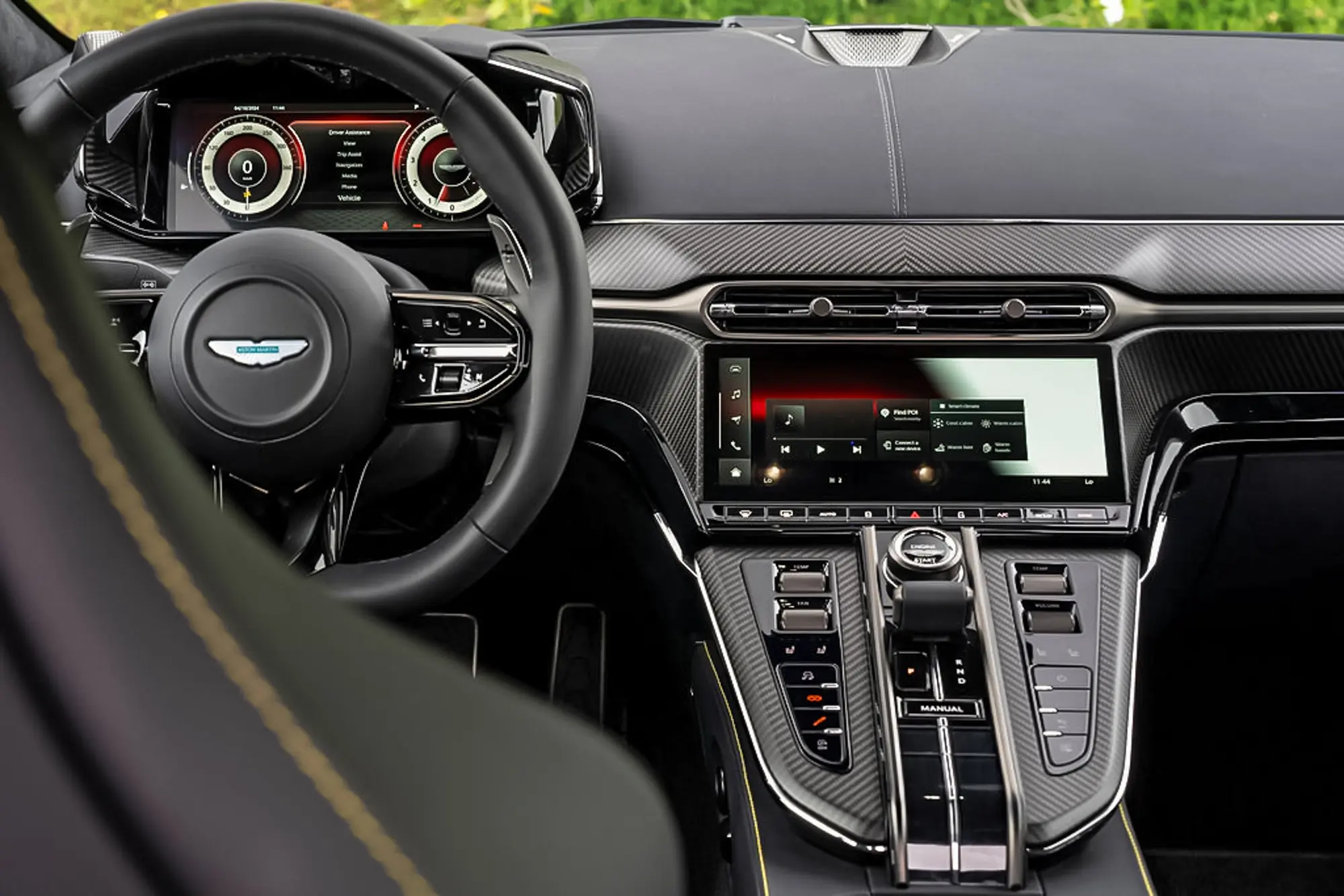 2025 Aston Martin Vantage