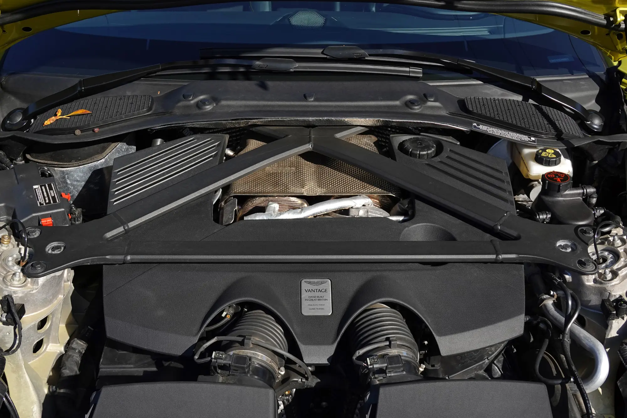 2025 Aston Martin Vantage
