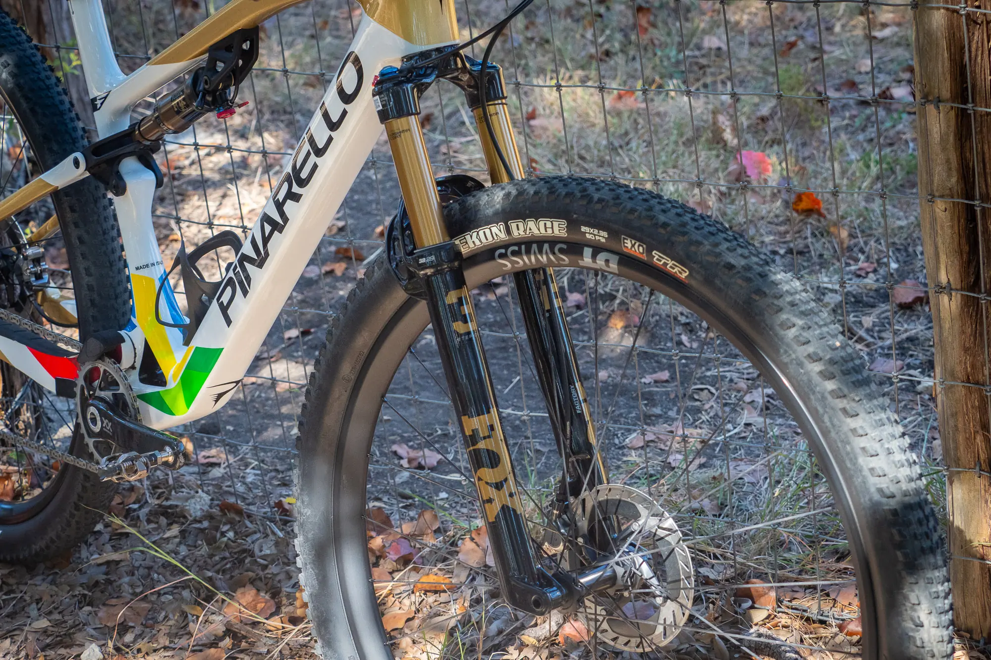 FOX 32 Factory SC mountain bike suspension fork