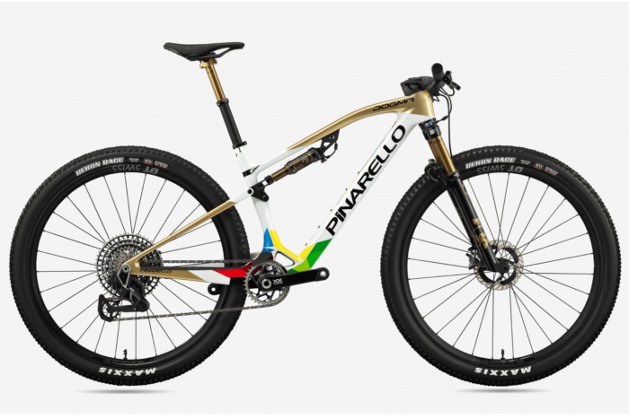 Pinarello Dogma XC studio image