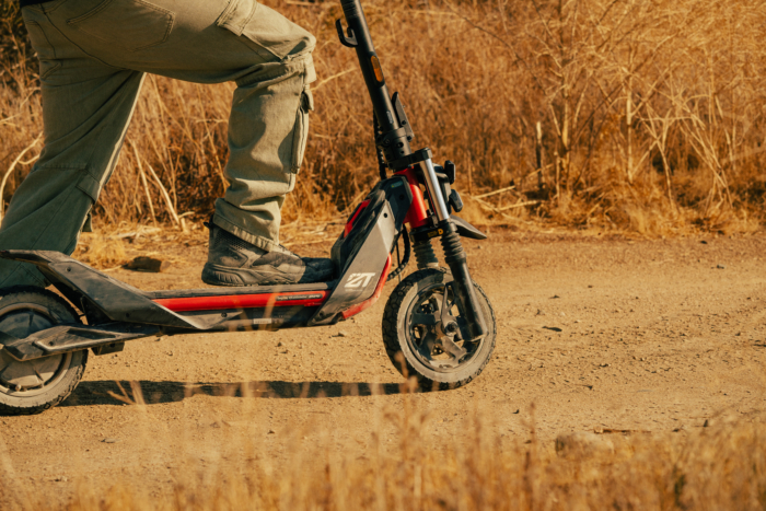 Free Gear Fridays: Segway eKickScooter ZT3 Pro