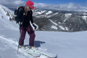 woman wearing black diamond recon lt pants