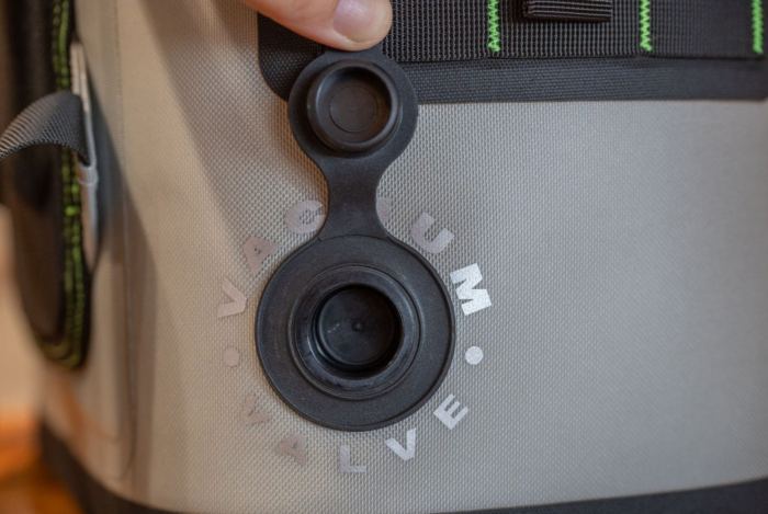 vacum valve on the engel roll top high performance backpack cooler