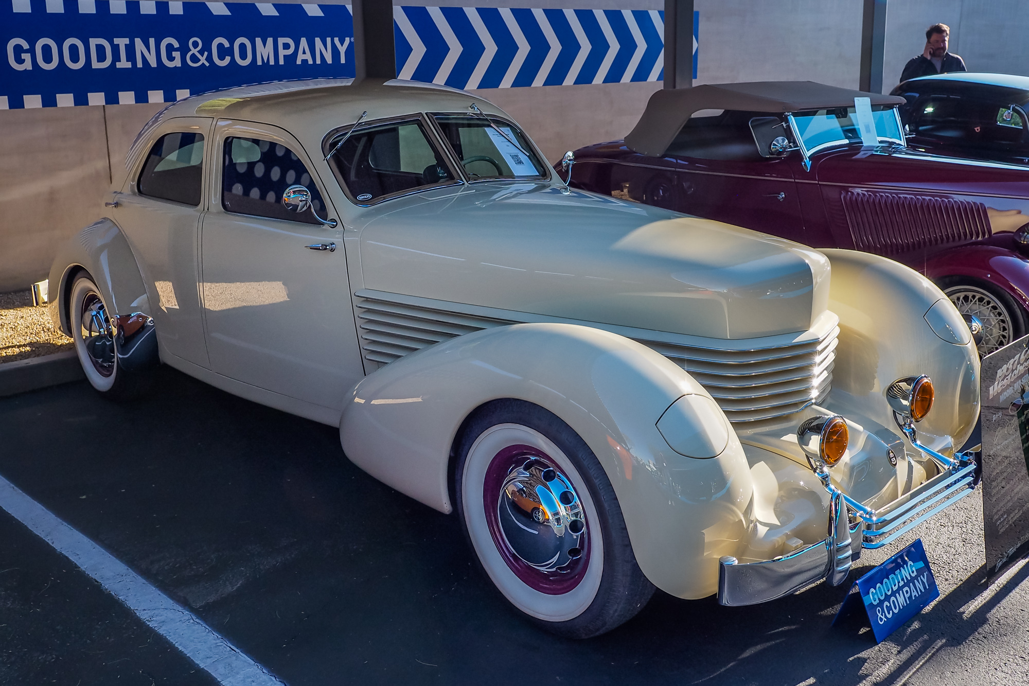 traditional car auction