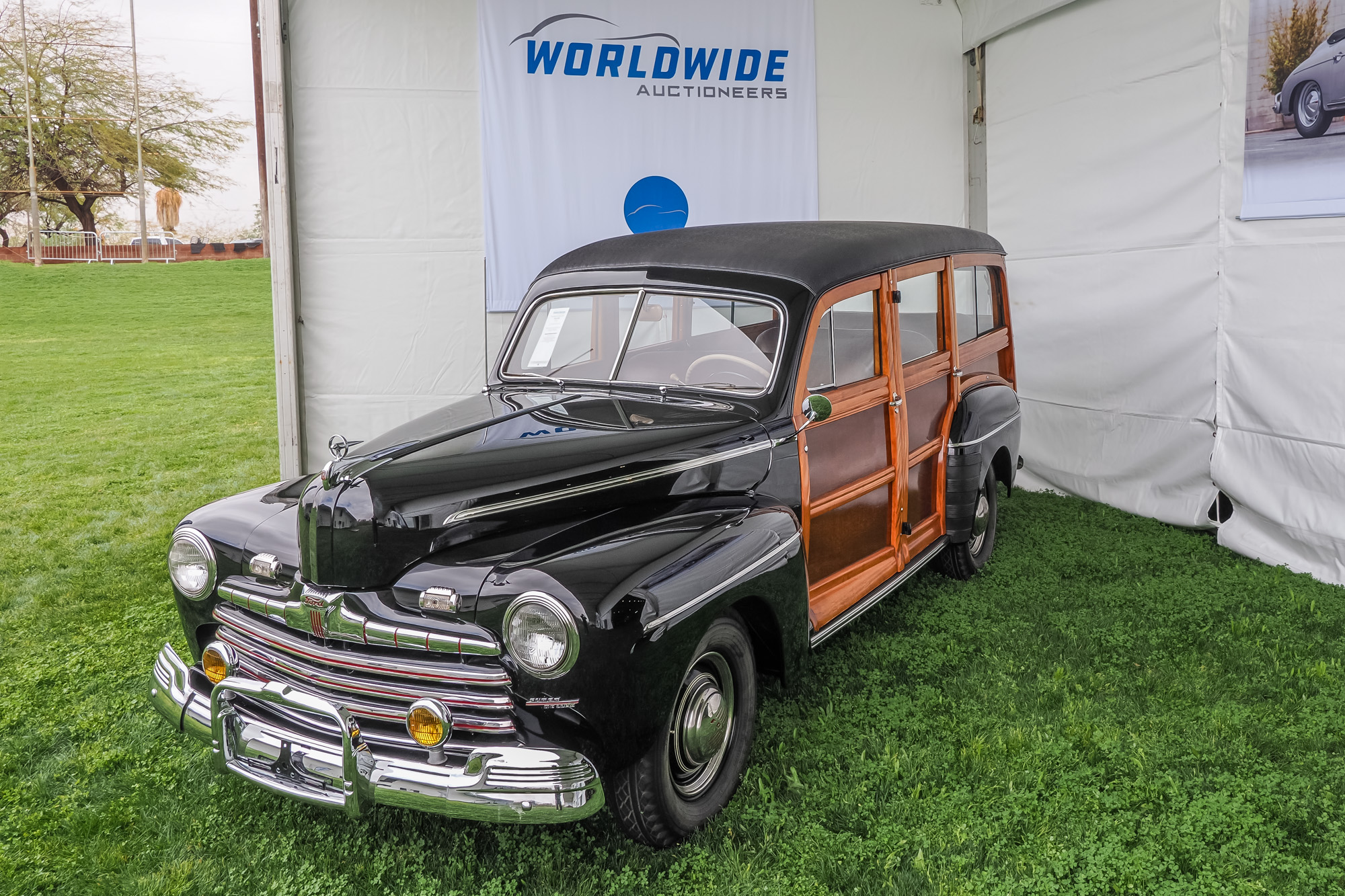 traditional car auction