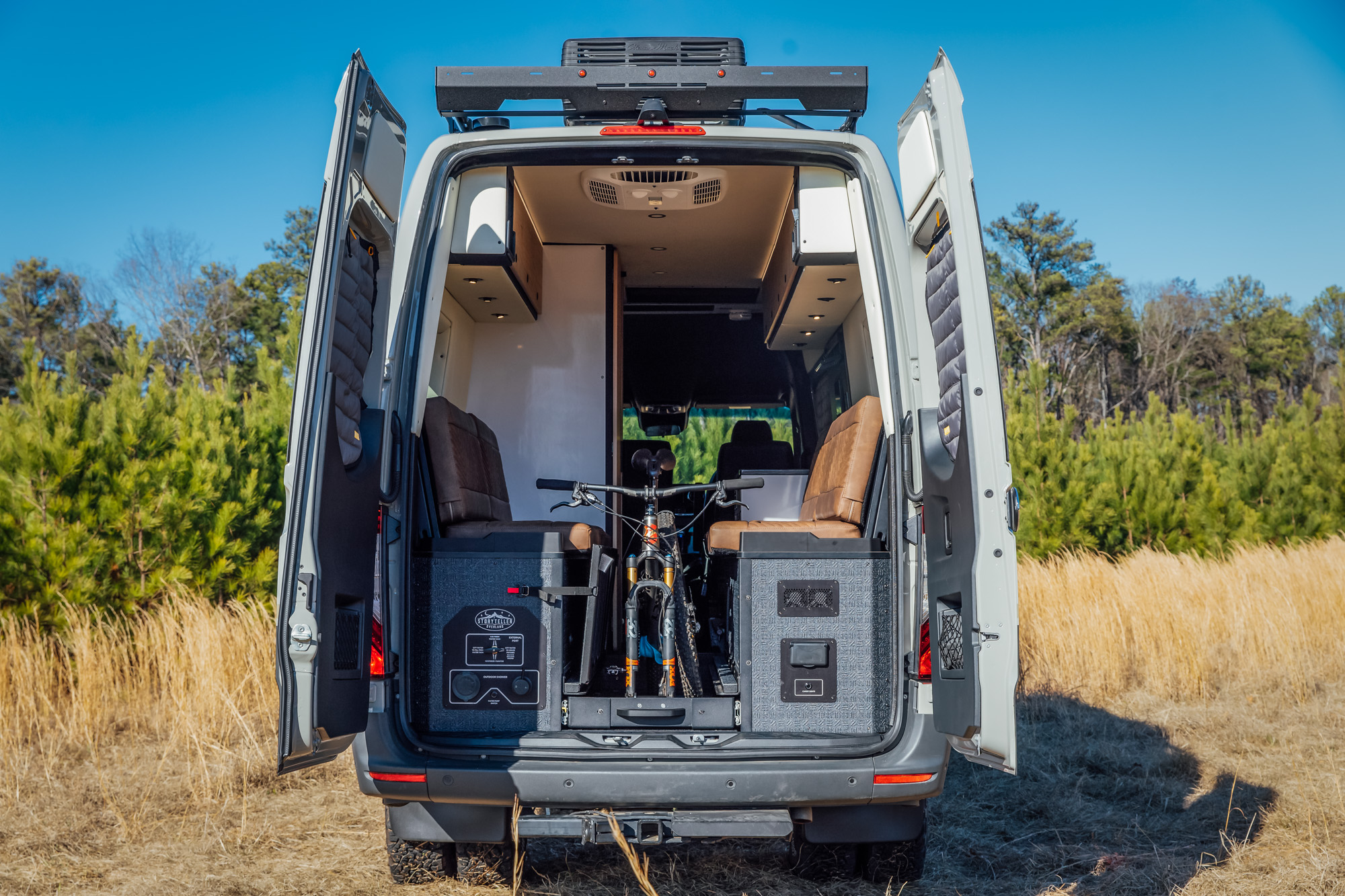 2025 Storyteller Overland 170 CREW MODE