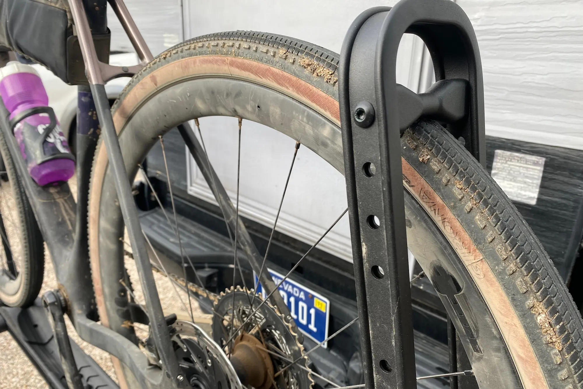 A detail shot of the tire spindle and its five positions on the wheel arm of the Hollywood Racks CrossTrack