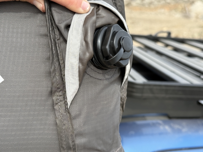 Dometic TRT 140 Air Inflatable Rooftop Tent inflation valve 