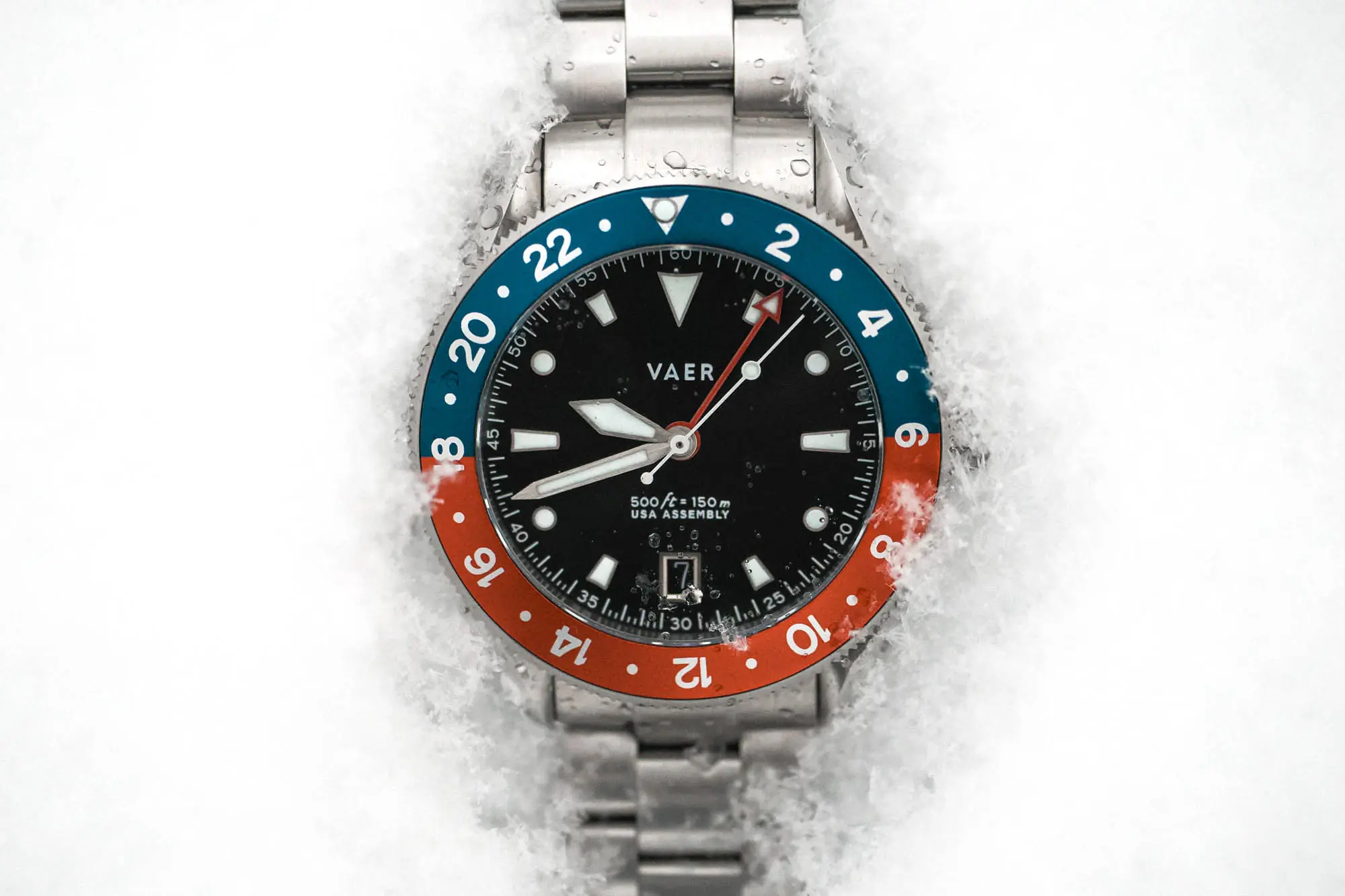 The Perfect Travel Watch? VAER G2 Meridian Is a Beautiful Beater