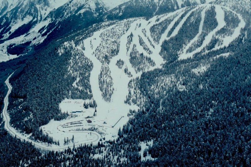 Saving Shames: In ‘Heart of a Mountain,’ a Community Rallies Around Its Local Ski Hill