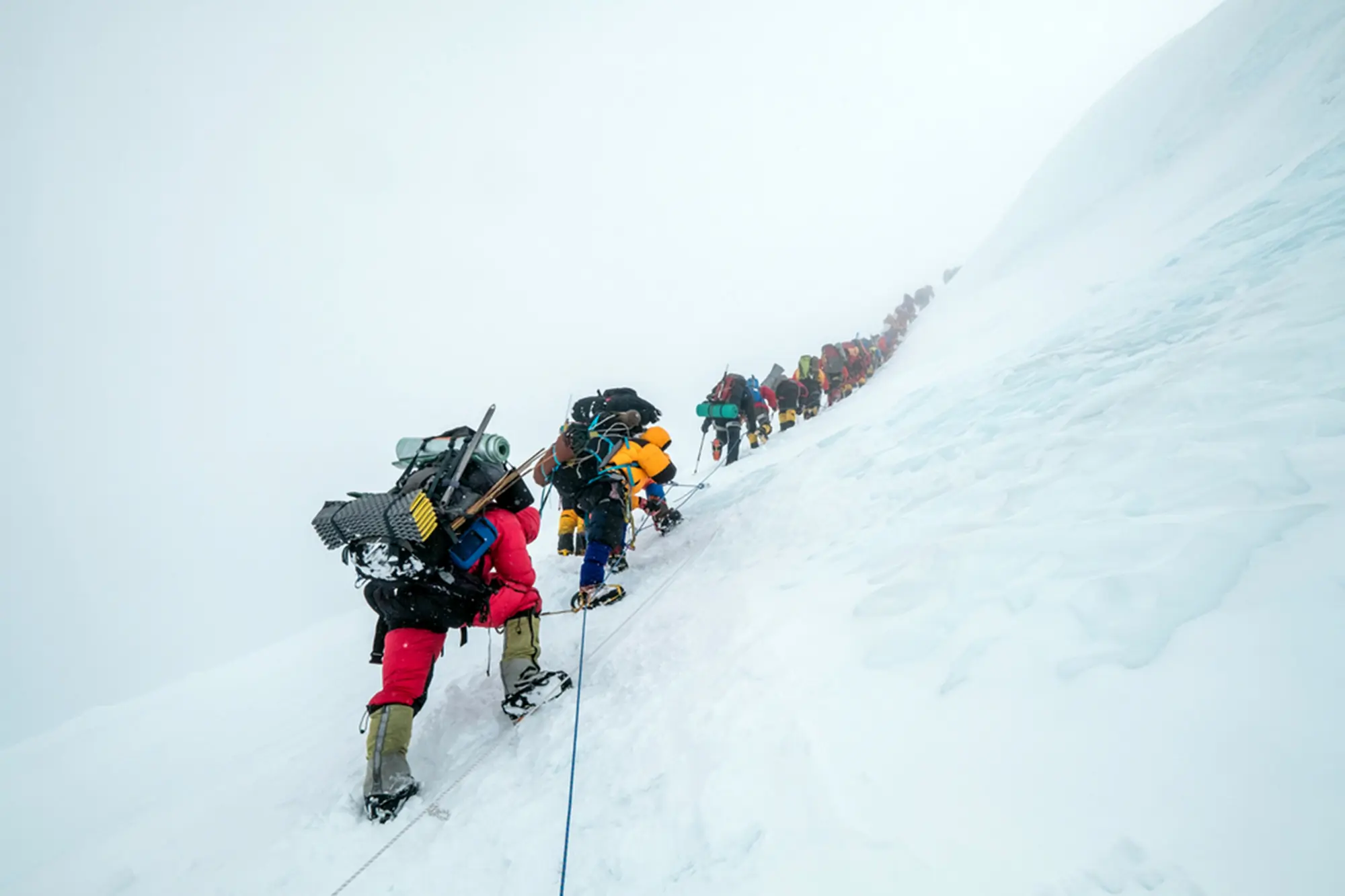 traffic jam everest
