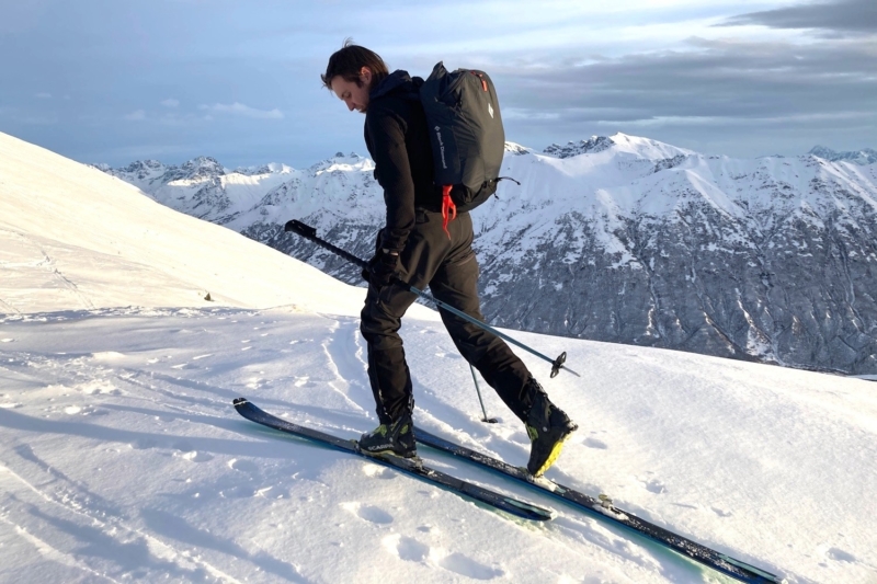 Technical Touring Pack for Fast & Light Skiers: Black Diamond Cirque 25 Review