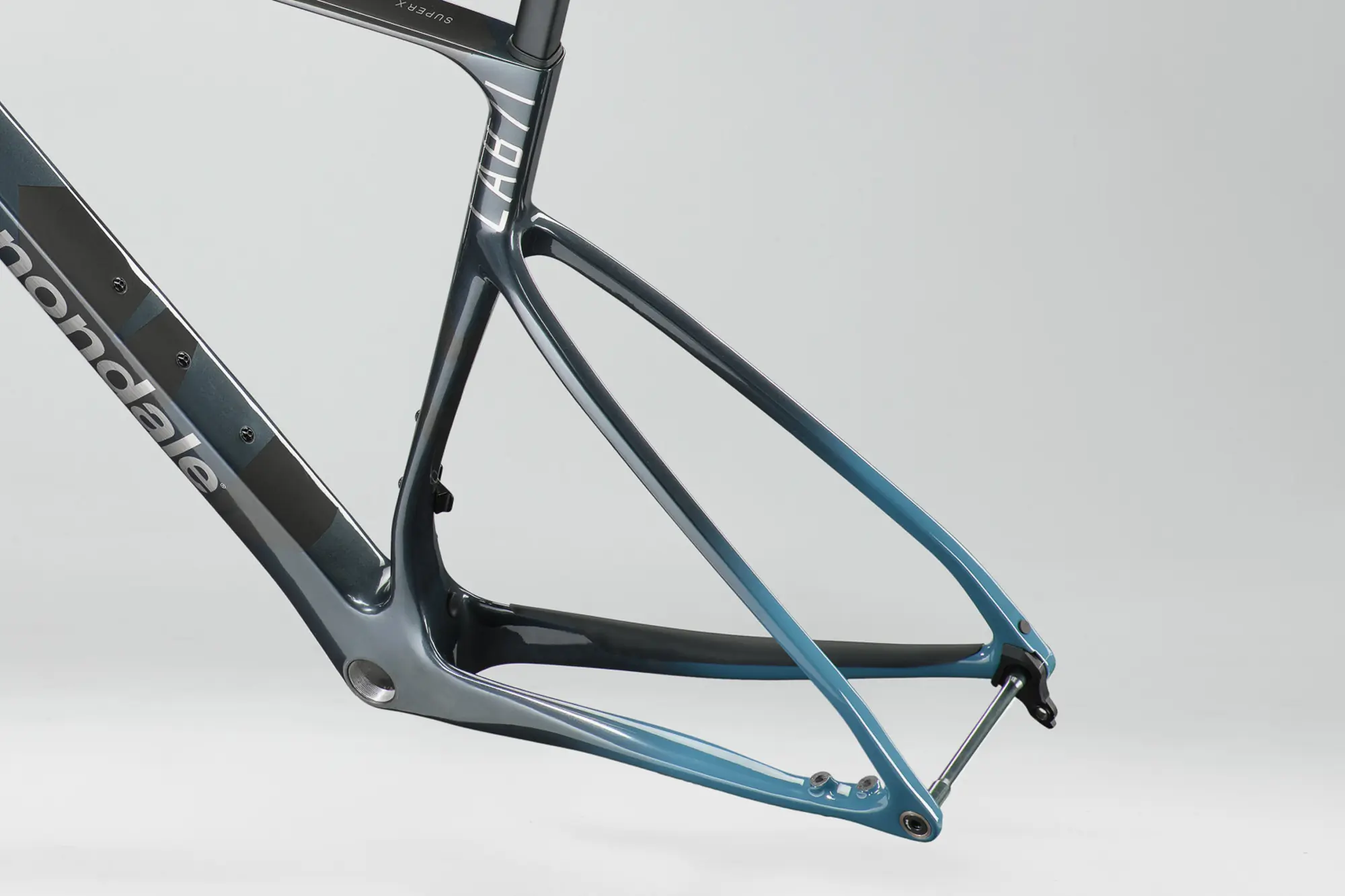 CannondaleSUPERSIXEVOCARBONDISC　51サイズ 2025 Cannondale SuperX gravel bike - by James Huang - n-1