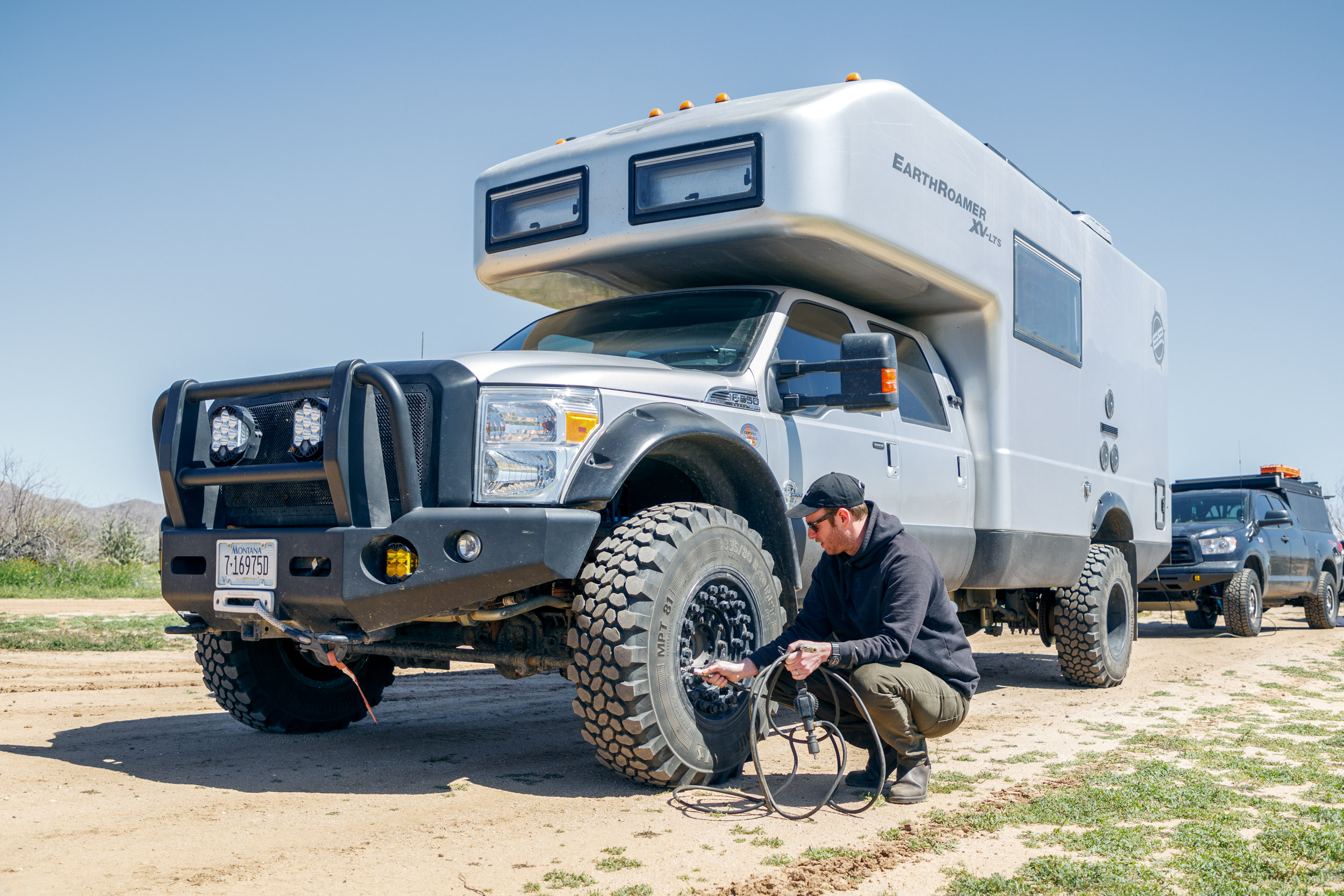 EarthRoamer XV-LTS airing down Continental MPT-81 tires