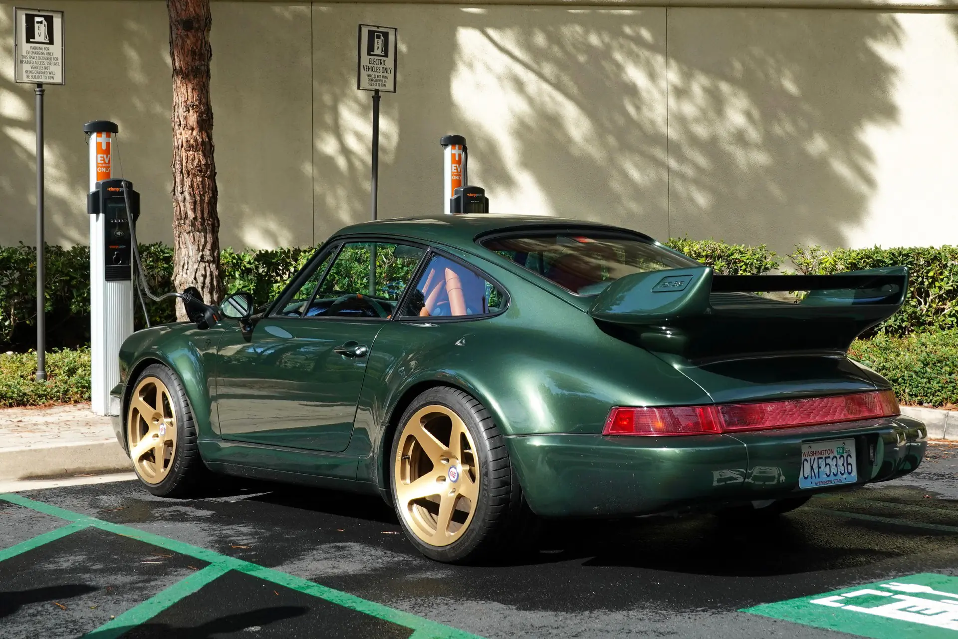 Everrati Evergreen Commission Porsche 964 EV