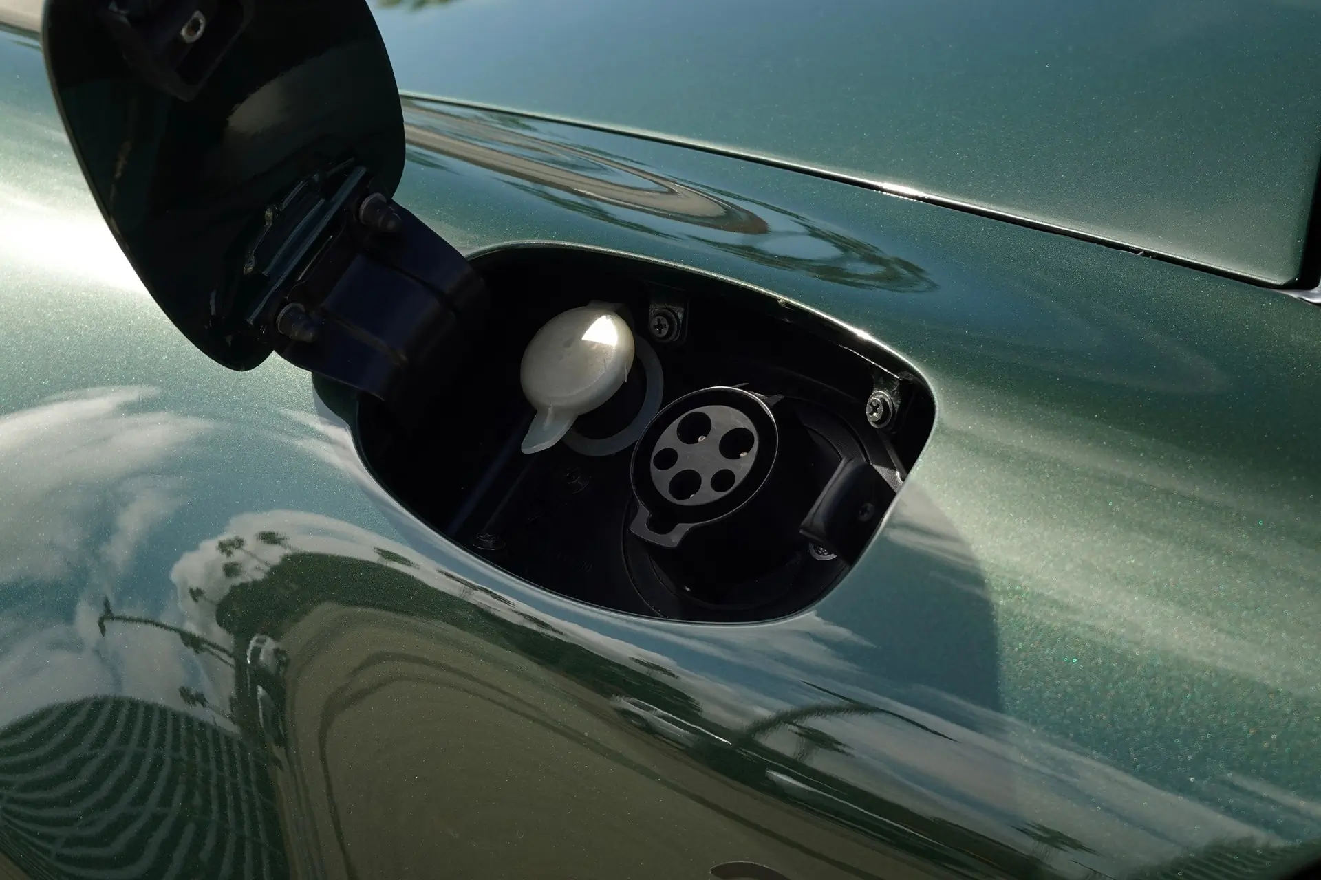 Everrati Evergreen Commission Porsche 964 EV