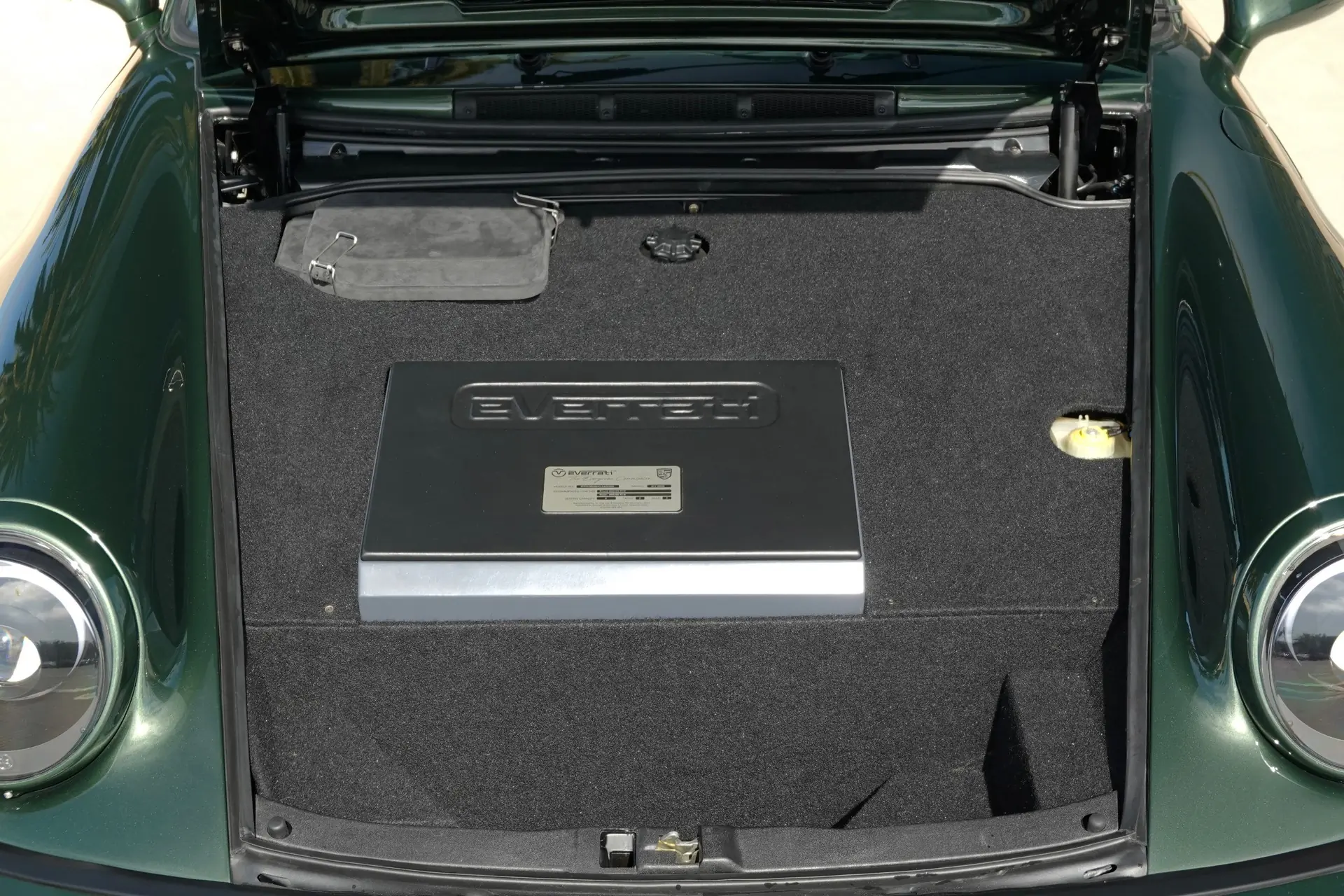Everrati Evergreen Commission Porsche 964 EV