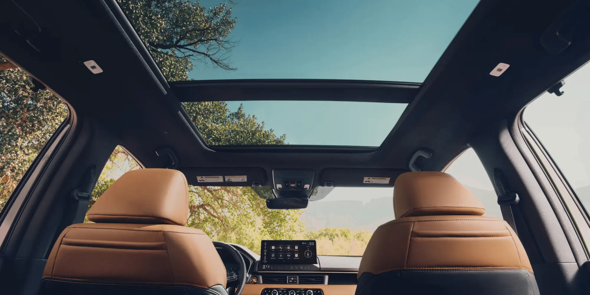 Interior moonroof in Honda Passport TrailSport Elite