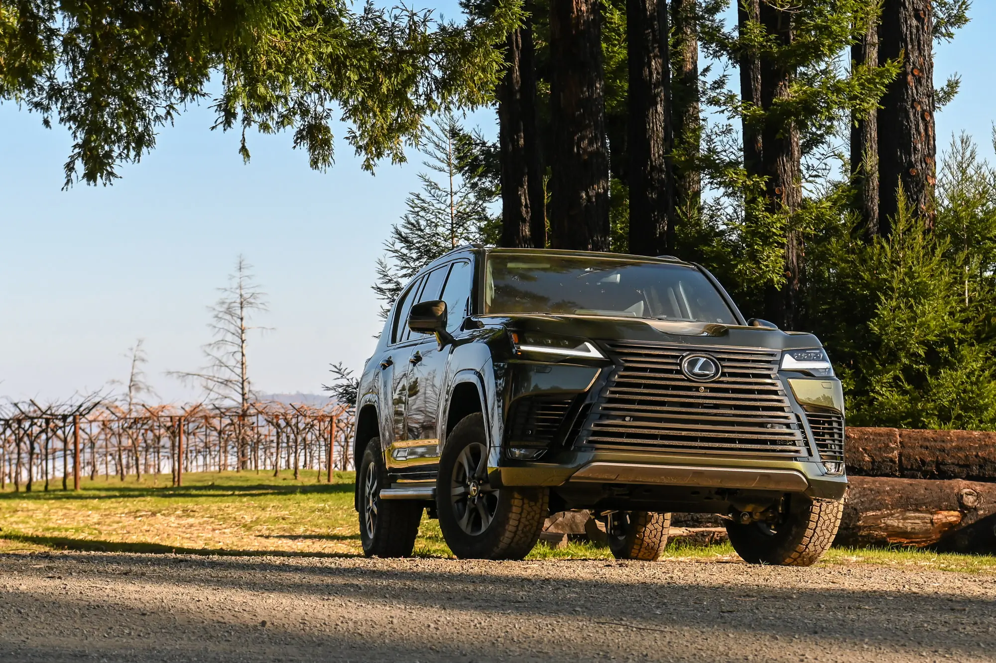 2025 Lexus LX 700h Overtrail