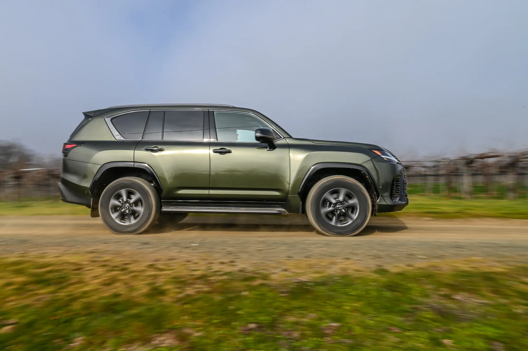 2025 Lexus LX 700h Overtrail