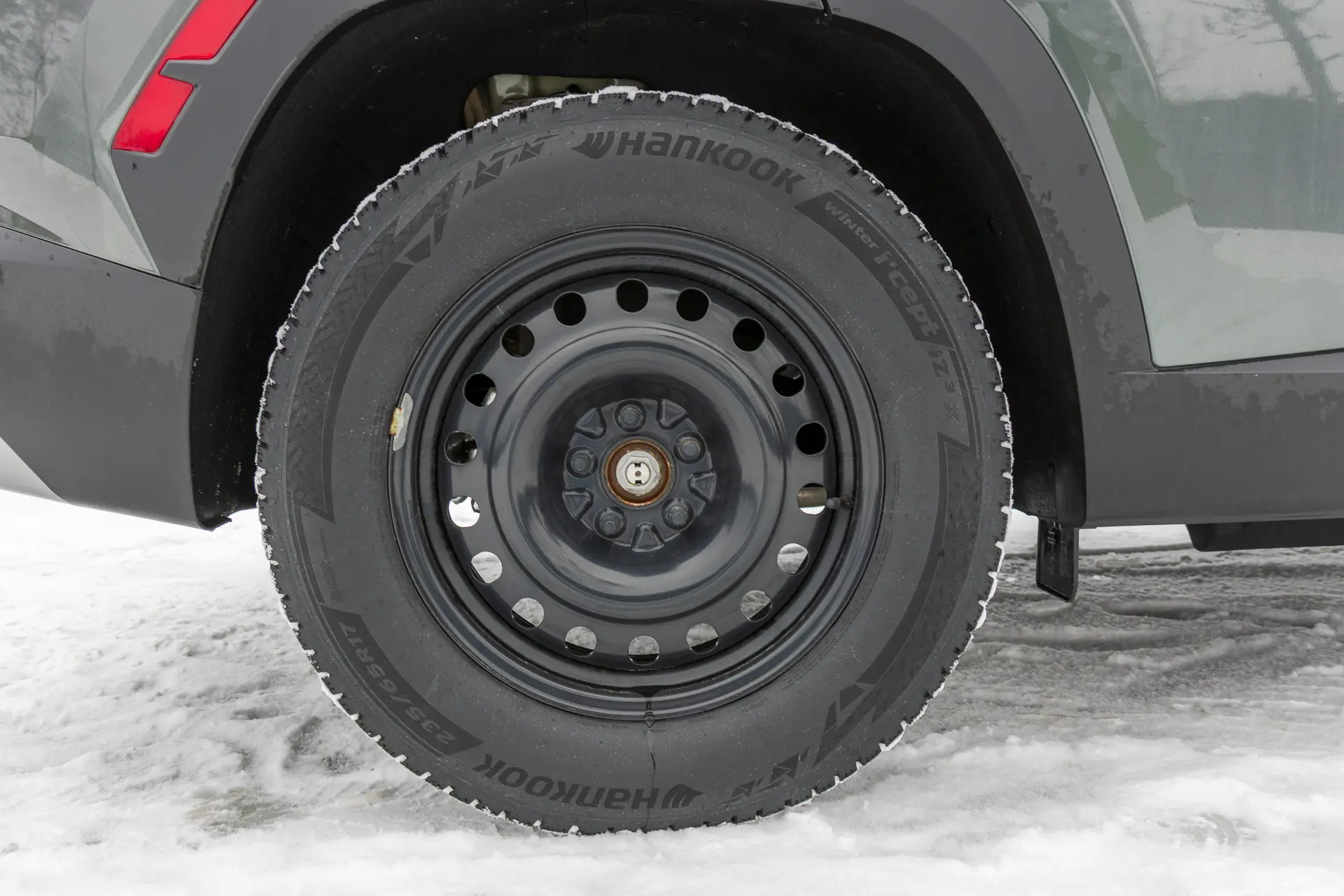 Hankook Winter i*cept iZ3x