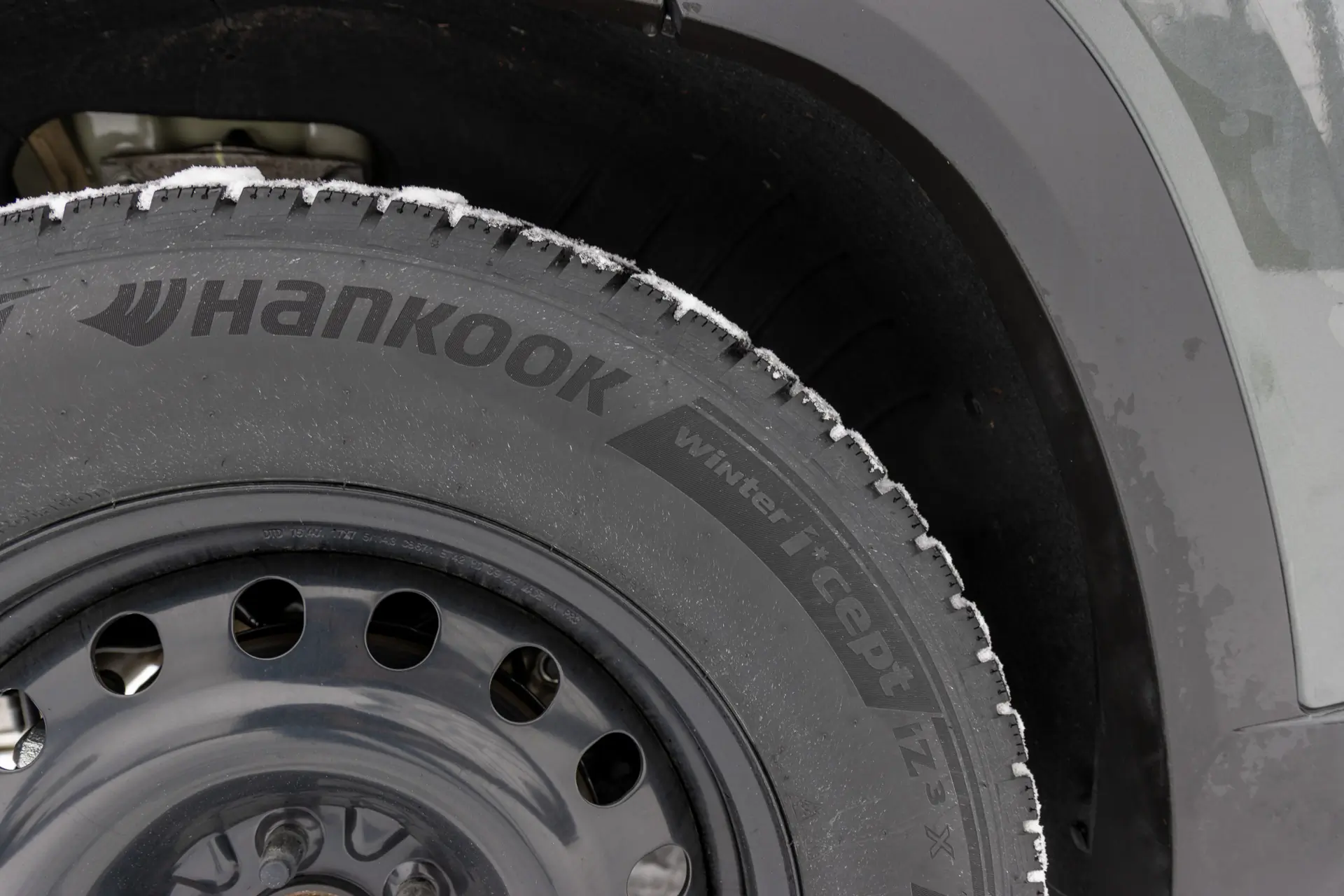 Hankook Winter i*cept iZ3x
