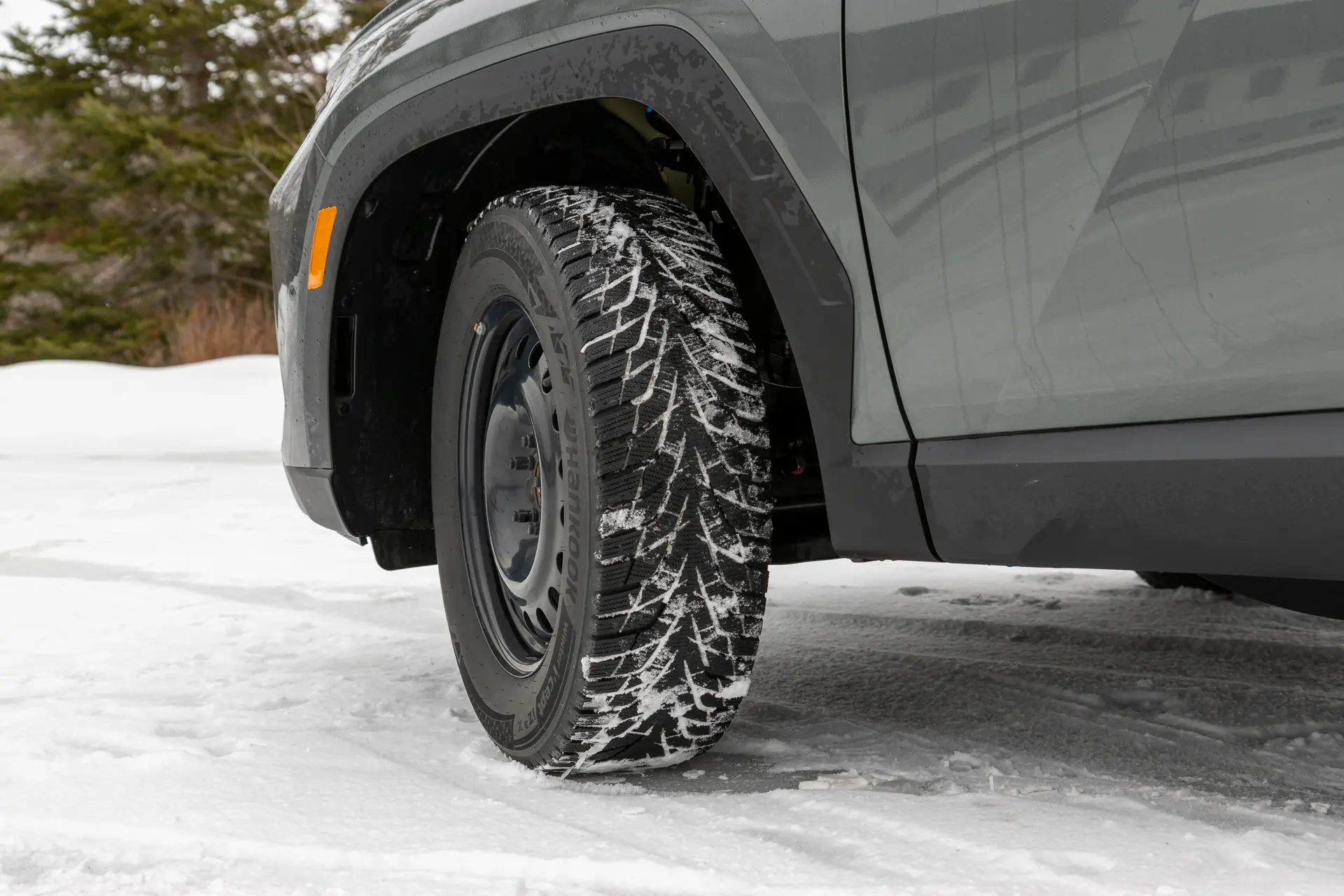 Hankook Winter i*cept iZ3x