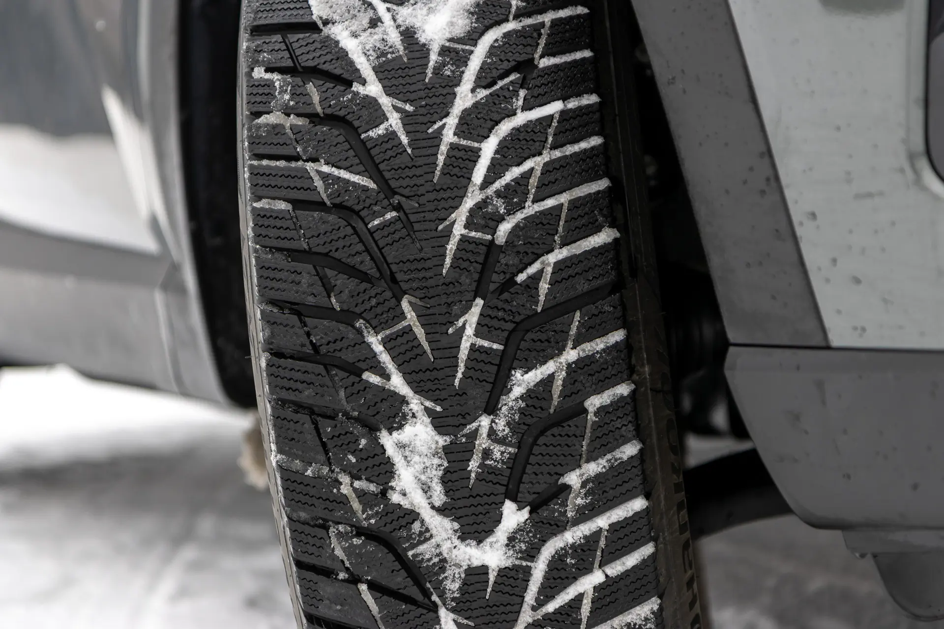 Hankook Winter i*cept iZ3x