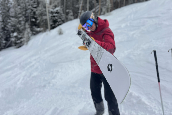 A detailed shot highlighting the tip shape and design of the Scott SEA 108