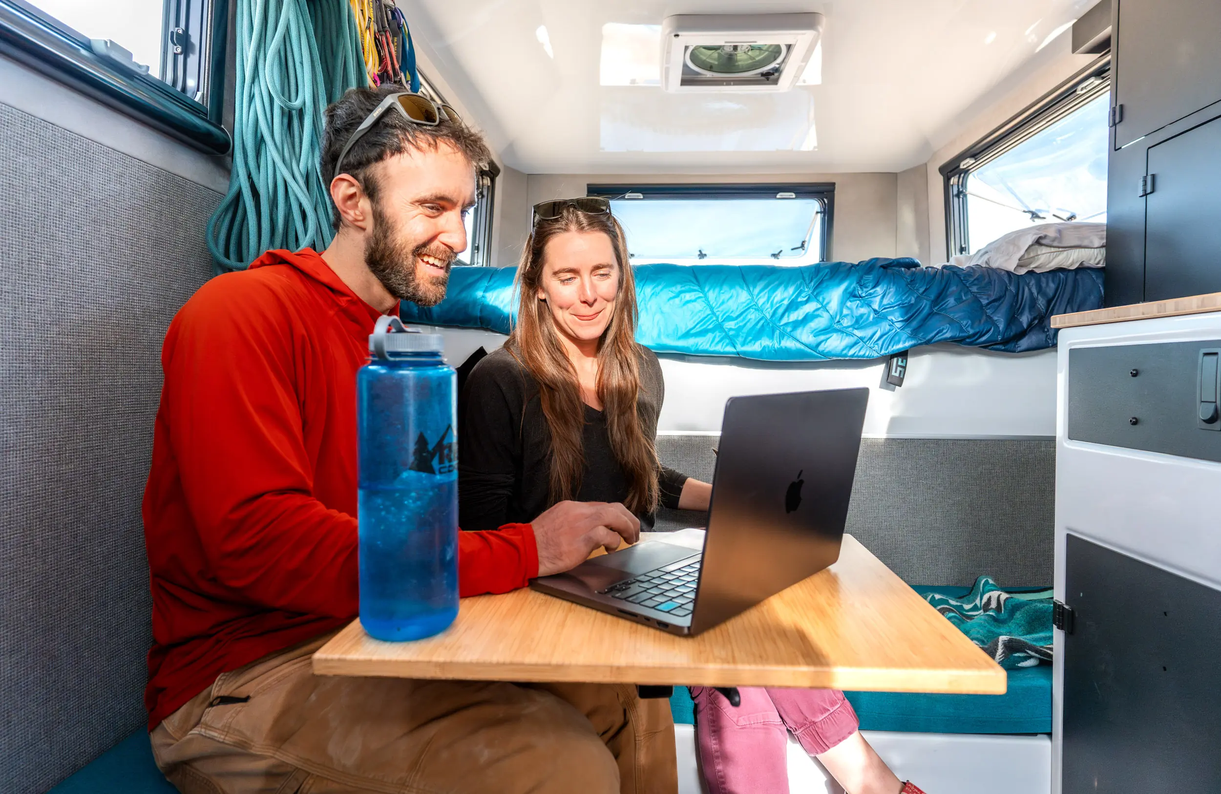 Supertramp HT Slide in Hard Side Camper