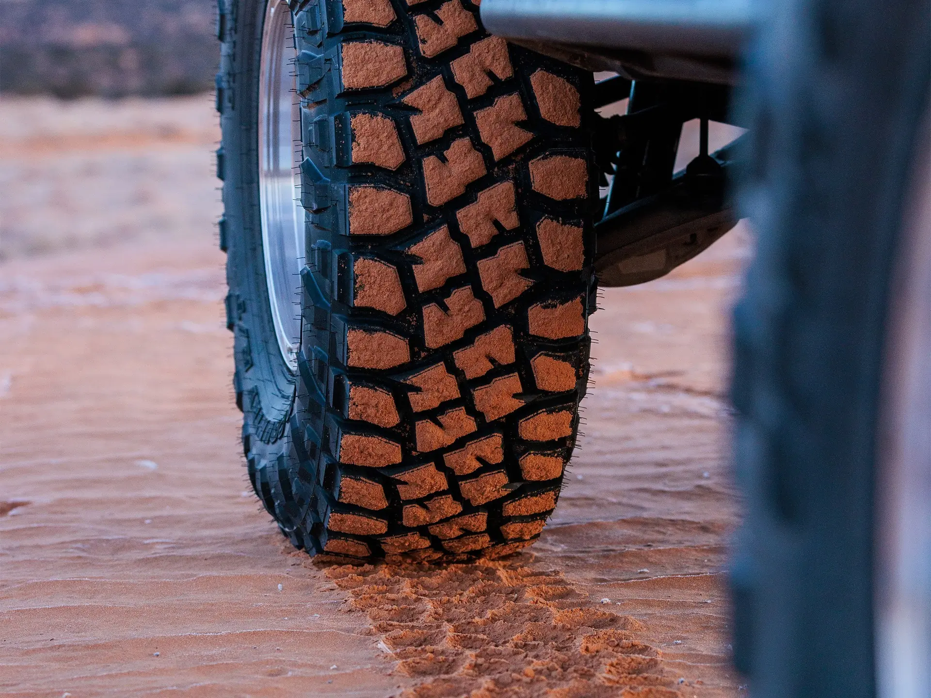 Toyo Launches Hybrid Tire, But Not the Electric Kind