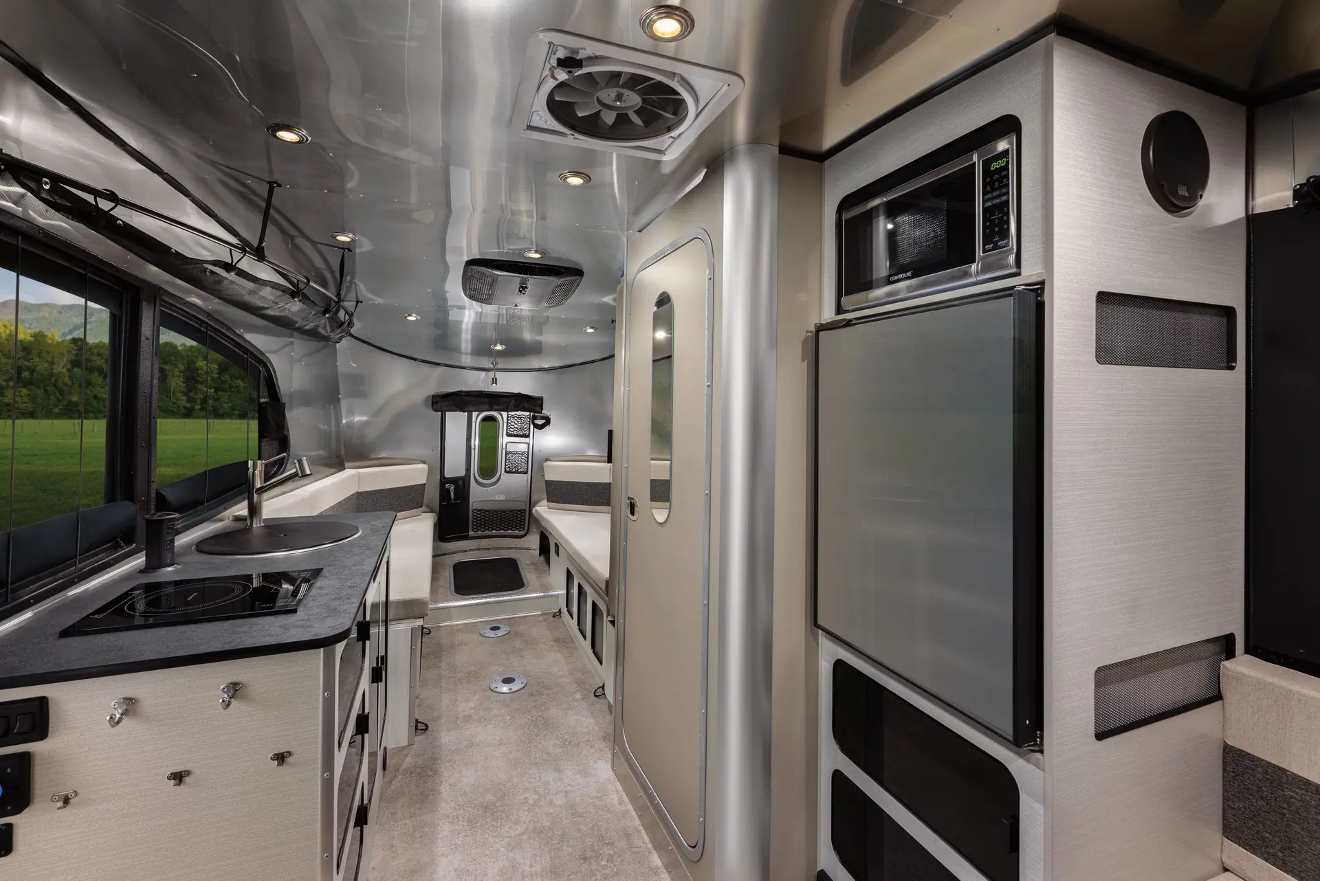 2025 Airstream Basecamp 20Xe