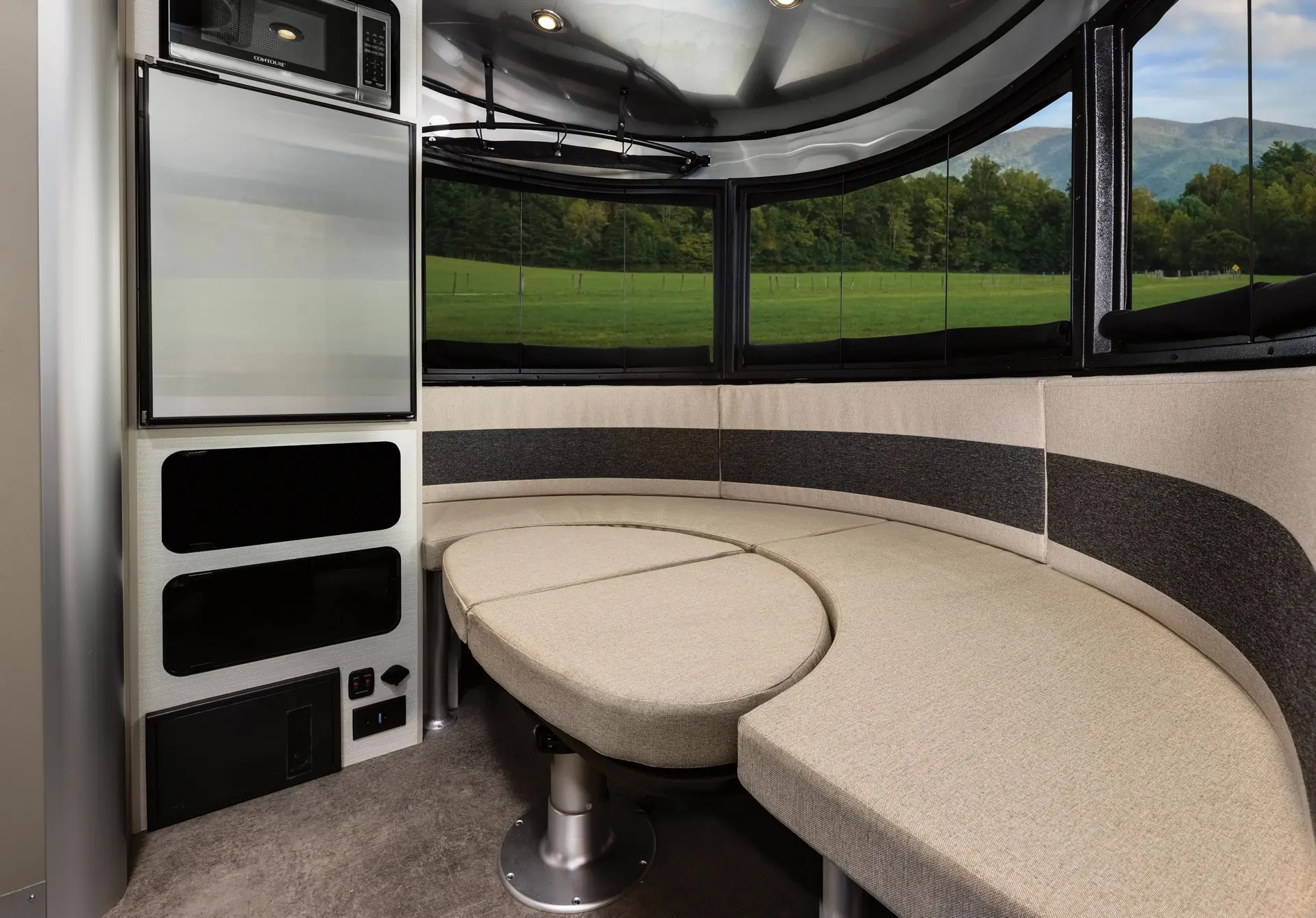 2025 Airstream Basecamp 20Xe