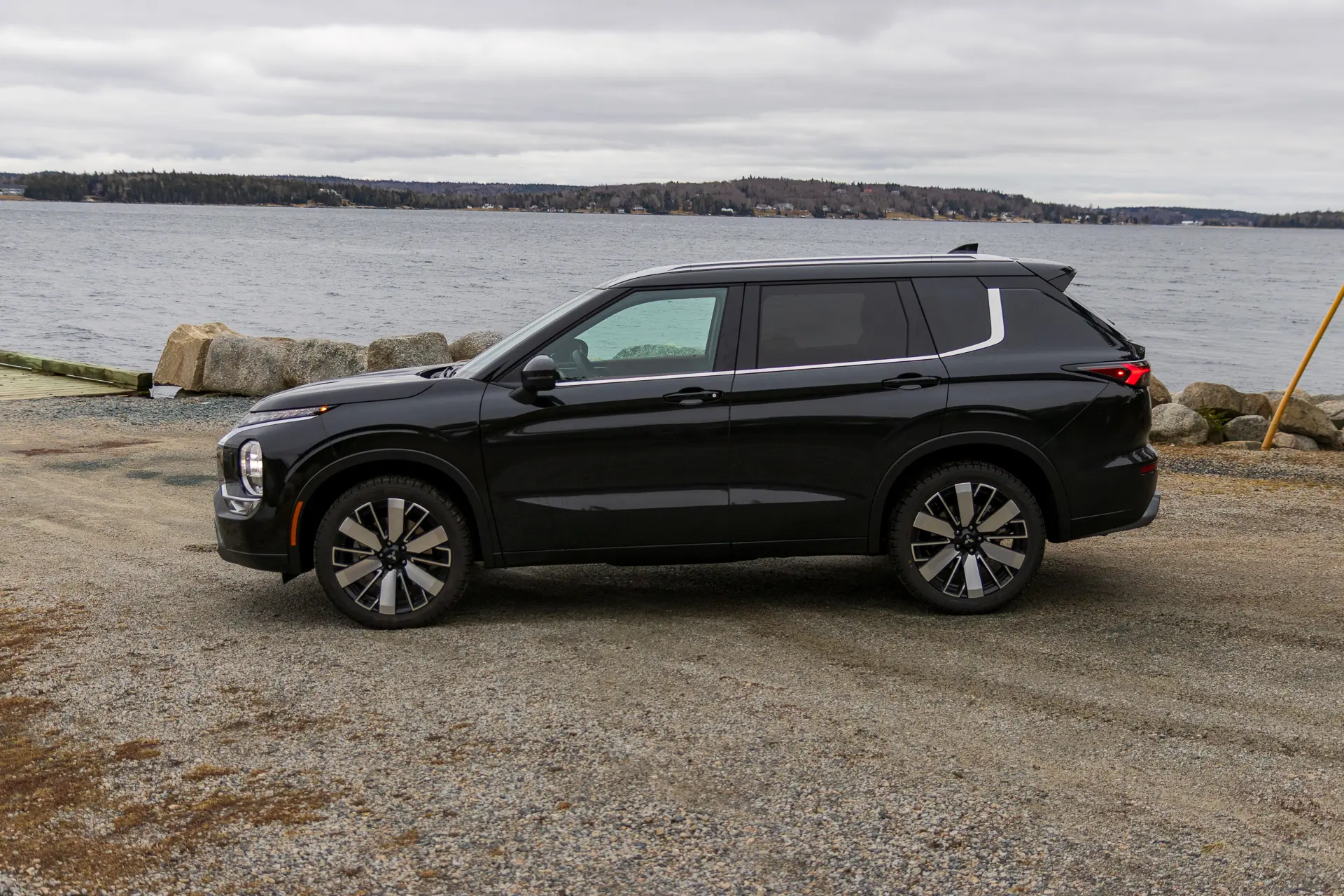 2025 Mitsubishi Outlander