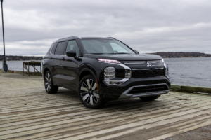 2025 Mitsubishi Outlander