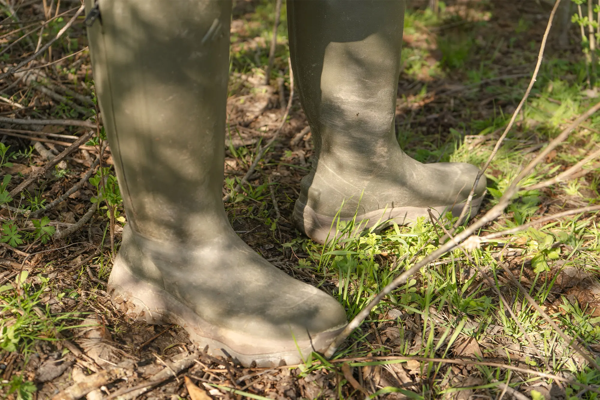 The Chêne Floodline Velo Boot is worn in the field