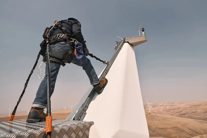 Epic Occupations: Tower-Climbing Grease Monkeys