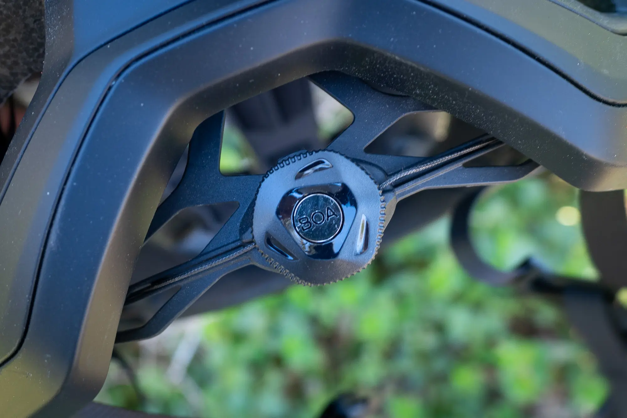 BOA dial on a Fox Racing Speedframe Pro helmet