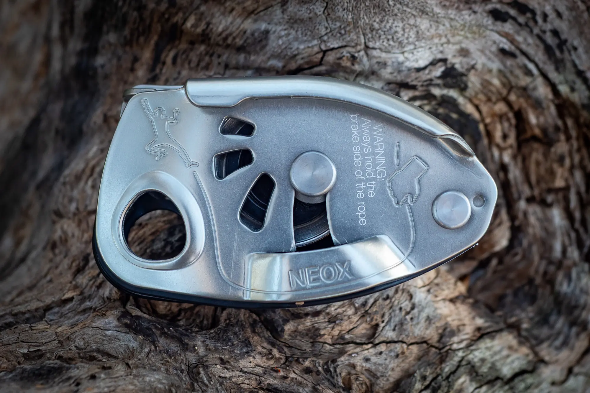 Petzl Neox belay device