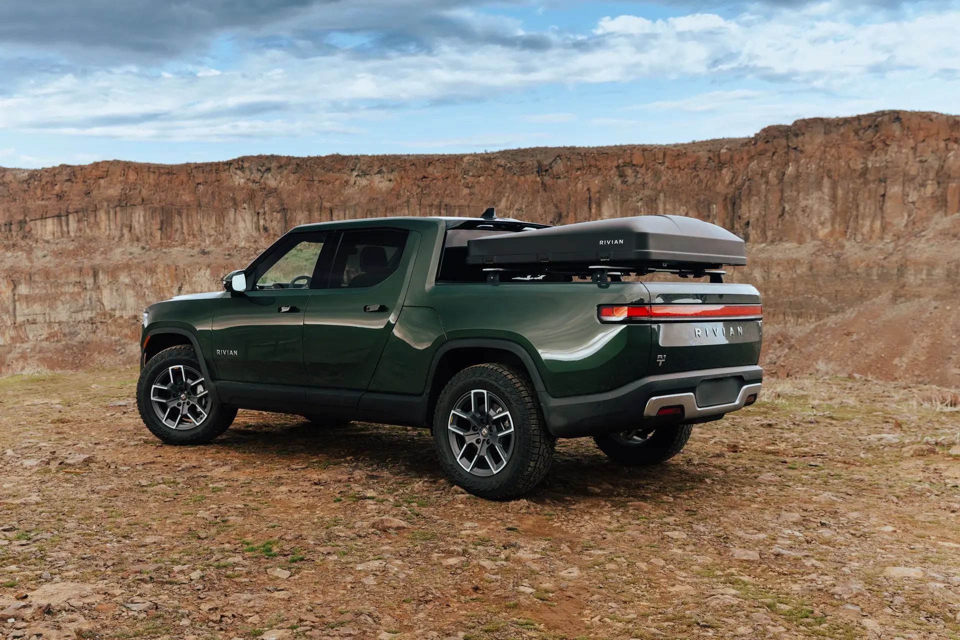 Rivian x iKamper RTT