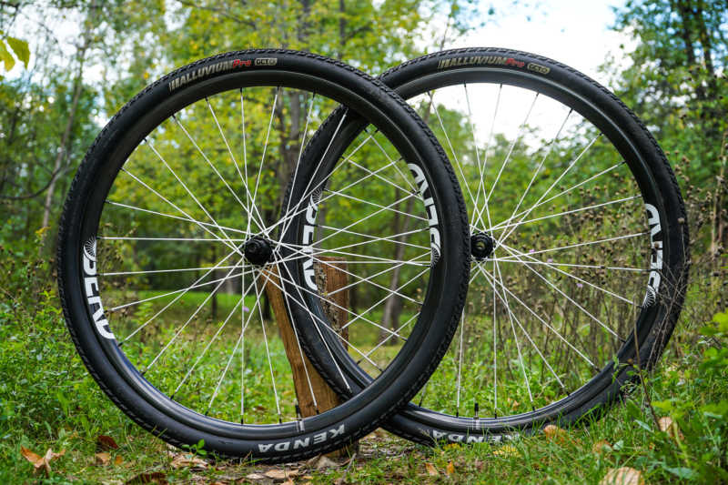 The Lightest Bike Wheels Use String Spokes: Berd Sparrow Carbon Gravel Wheel Review