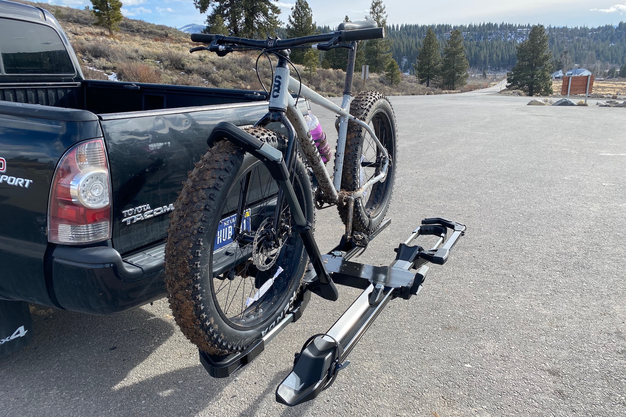 The Edge rack loaded with a fat bike